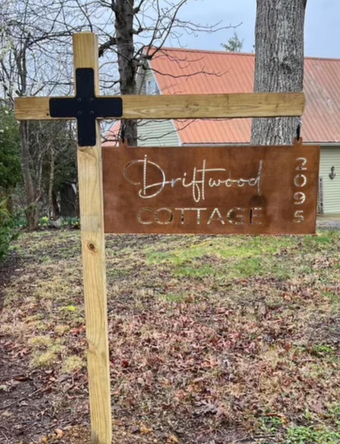 Driftwood Cottage With Hot Tub On Lake Cumberland Russell Springs Exteriér fotografie